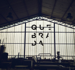Previous<span>Fabrica</span><i>→</i>